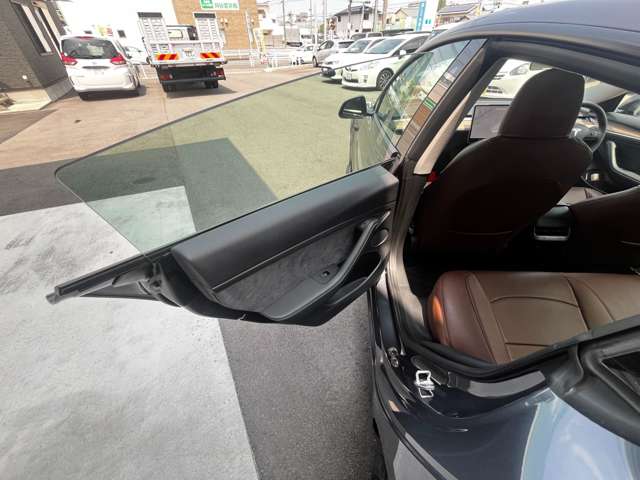 テスラ モデル３ スタンダードレンジプラス R3年 (東海) 99
