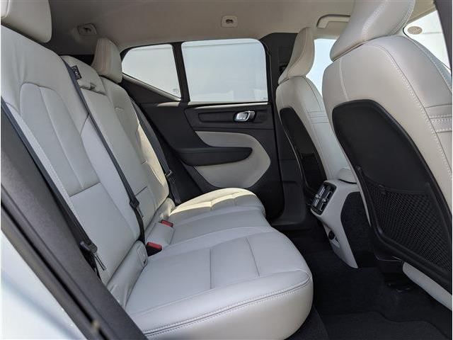 ボルボ ＸＣ４０ Ｂ４ ＡＷＤ インスクリプション ４ＷＤ R3年 (東北) 99