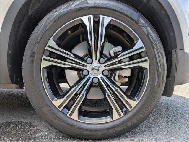 ボルボ ＸＣ４０ Ｂ４ ＡＷＤ インスクリプション ４ＷＤ R3年 (東北) 99