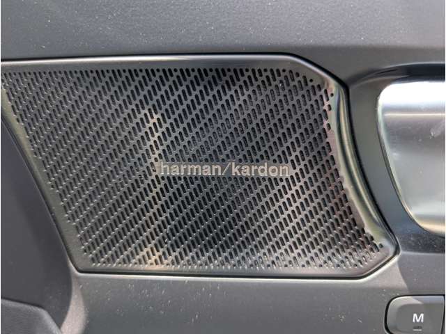 ボルボ ＸＣ４０ Ｂ４ ＡＷＤ インスクリプション ４ＷＤ R3年 (東北) 99