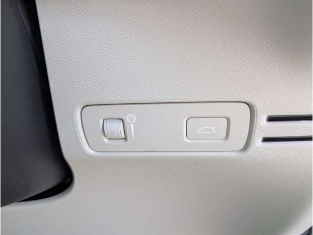 ボルボ ＸＣ４０ Ｂ４ ＡＷＤ インスクリプション ４ＷＤ R3年 (東北) 99