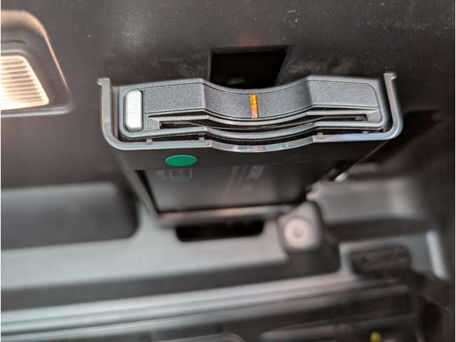 ボルボ ＸＣ４０ Ｂ４ ＡＷＤ インスクリプション ４ＷＤ R3年 (東北) 99