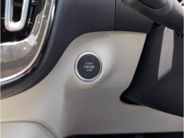 ボルボ ＸＣ４０ Ｂ４ ＡＷＤ インスクリプション ４ＷＤ R3年 (東北) 99