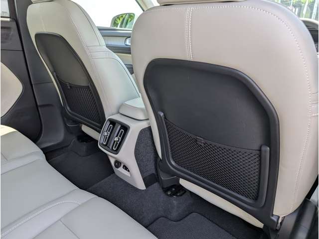 ボルボ ＸＣ４０ Ｂ４ ＡＷＤ インスクリプション ４ＷＤ R3年 (東北) 99