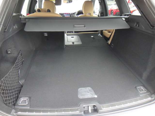 ボルボ ＸＣ６０ ウルトラ Ｂ５ ＡＷＤ ４ＷＤ R7年 (東北) 99