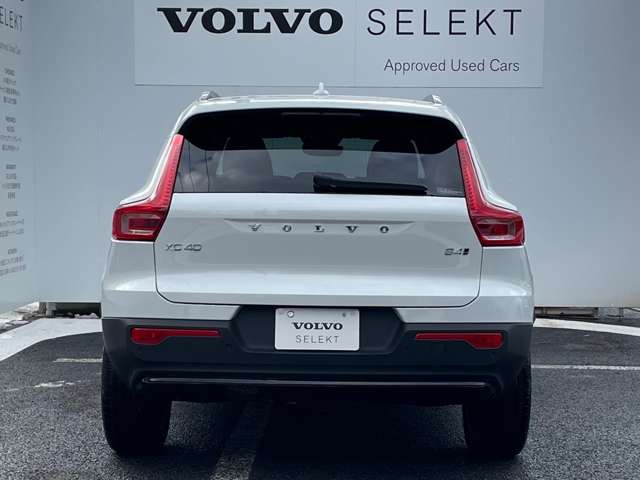 ボルボ ＸＣ４０ ウルトラ Ｂ４ ＡＷＤ ダーク エディション ４ＷＤ R6年 (東北) 99