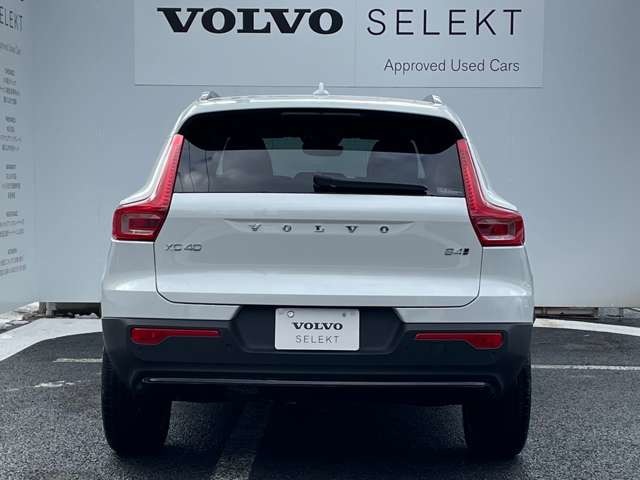 ボルボ ＸＣ４０ ウルトラ Ｂ４ ＡＷＤ ダーク エディション ４ＷＤ R6年 (東北) 99