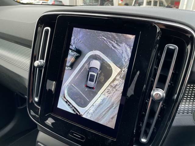 ボルボ ＸＣ４０ ウルトラ Ｂ４ ＡＷＤ ダーク エディション ４ＷＤ R6年 (東北) 99