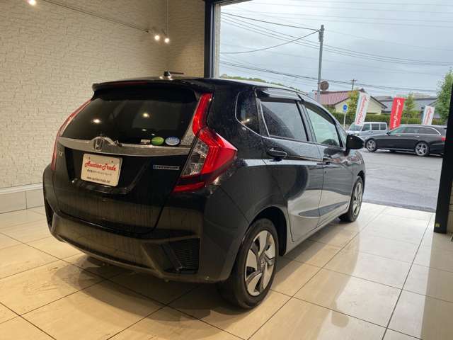 ホンダ フィット　ハイブリッド １．５ ハイブリッド Ｆパッケージ H26年 (九州・沖縄) 99