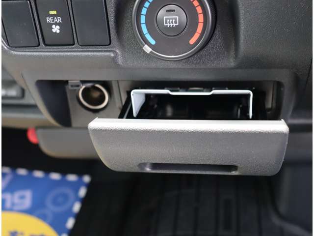 トヨタ ハイエースバン ２．０ ＤＸ ロング ＧＬパッケージ R7年 (関東) 99