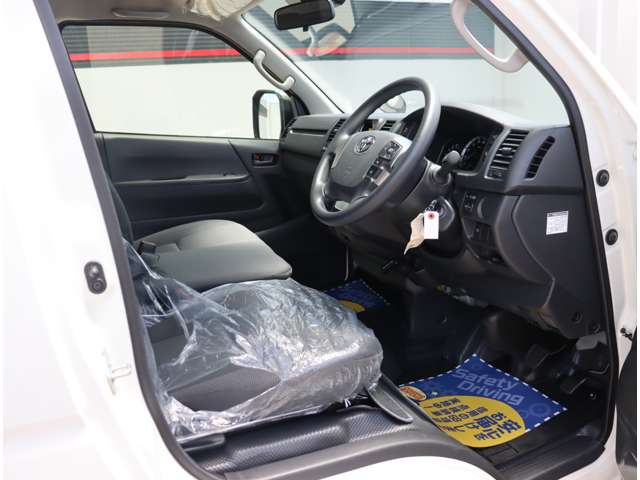 トヨタ ハイエースバン ２．０ ＤＸ ロング ＧＬパッケージ R7年 (関東) 99