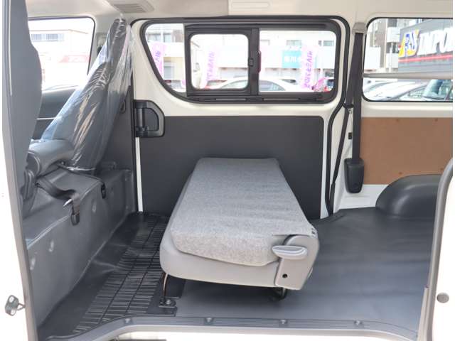 トヨタ ハイエースバン ２．０ ＤＸ ロング ＧＬパッケージ R7年 (関東) 99