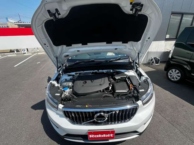 ボルボ ＸＣ４０ Ｂ４ ＡＷＤ インスクリプション ４ＷＤ R4年 (東海) 99