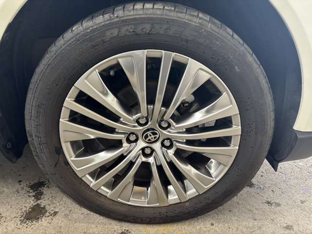 トヨタ ハリアー　ハイブリッド ２．５ ハイブリッド Ｅ－ＦＯＵＲ Ｚ ４ＷＤ R3年 (北海道) 99