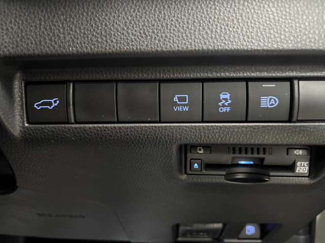 トヨタ ハリアー　ハイブリッド ２．５ ハイブリッド Ｅ－ＦＯＵＲ Ｚ ４ＷＤ R3年 (北海道) 99