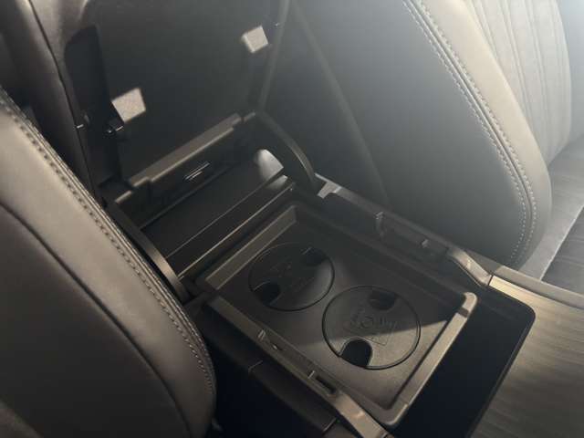 トヨタ ハリアー　ハイブリッド ２．５ ハイブリッド Ｅ－ＦＯＵＲ Ｚ ４ＷＤ R3年 (北海道) 99