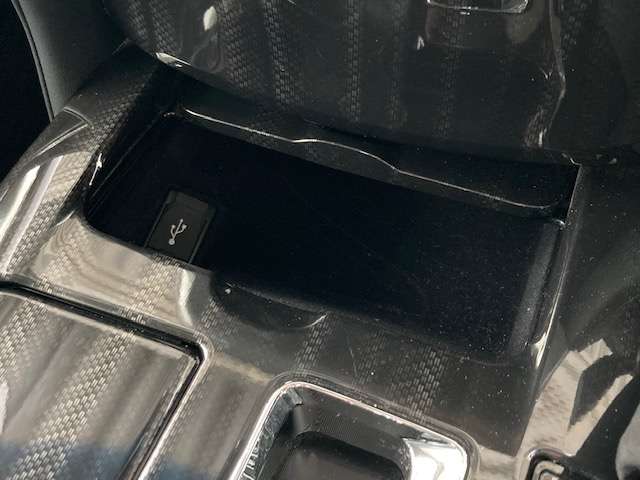 トヨタ クラウン　ハイブリッド ハイブリッド ２．５ Ｓ ＦＯＵＲ ブラックスタイル ４ＷＤ H27年 (東北) 99