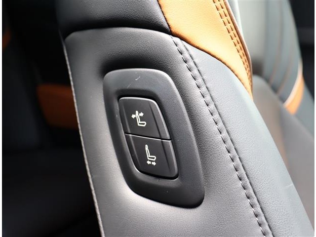 トヨタ クラウン　クロスオーバー　ハイブリッド ２．４ ＲＳ Ｅ－ＦＯＵＲ ＡＤＶＡＮＣＥＤ ４ＷＤ R5年 (関東) 99