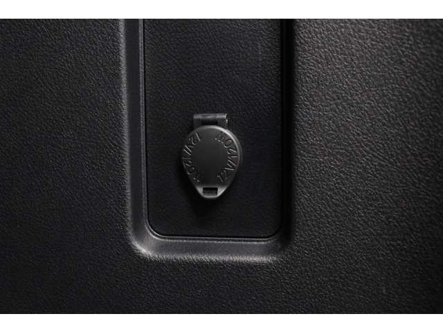 トヨタ ランドクルーザープラド ２．７ ＴＸ Ｌパッケージ マットブラック エディション ４ＷＤ R5年 (東海) 99