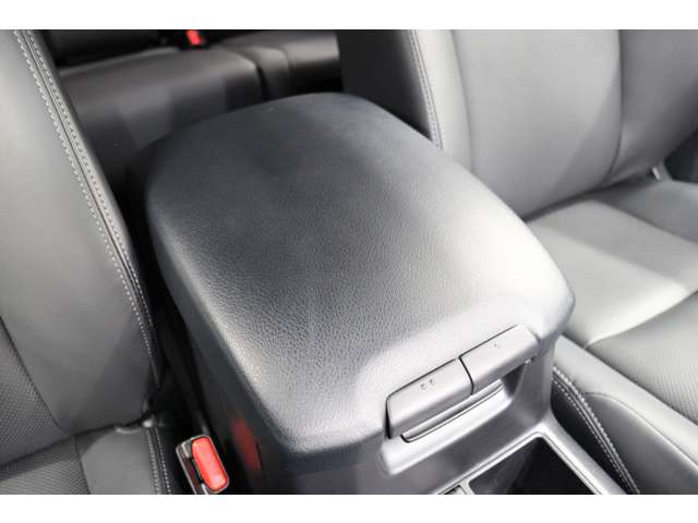 トヨタ ランドクルーザープラド ２．７ ＴＸ Ｌパッケージ マットブラック エディション ４ＷＤ R5年 (東海) 99