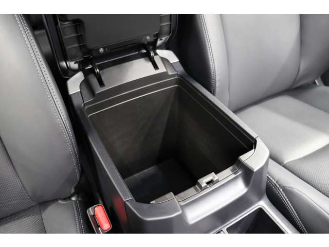 トヨタ ランドクルーザープラド ２．７ ＴＸ Ｌパッケージ マットブラック エディション ４ＷＤ R5年 (東海) 99