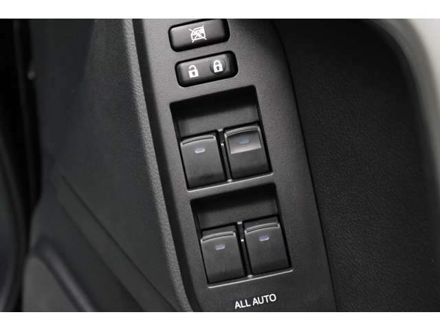 トヨタ ランドクルーザープラド ２．７ ＴＸ Ｌパッケージ マットブラック エディション ４ＷＤ R5年 (東海) 99