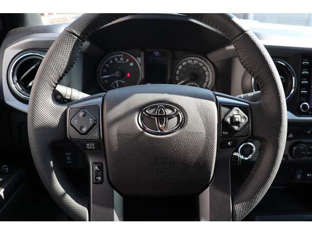 米国トヨタ タコマ ダブルキャブ ＴＲＤスポーツ ３．５ Ｖ６ R4年 (東海) 99