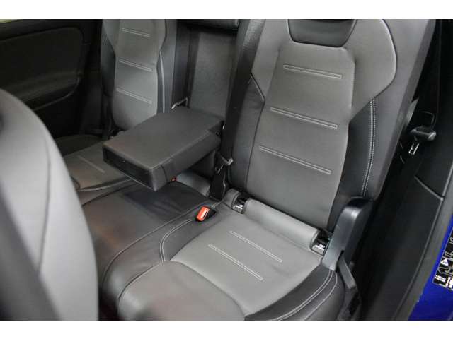 メルセデスベンツ ＧＬＢクラス ２００Ｄ ４マチック ＡＭＧライン ディーゼルターボ ４ＷＤ R3年 (関東) 99