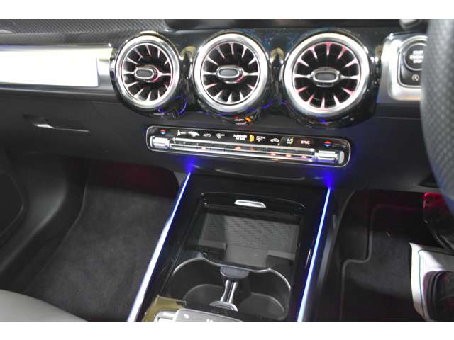 メルセデスベンツ ＧＬＢクラス ２００Ｄ ４マチック ＡＭＧライン ディーゼルターボ ４ＷＤ R3年 (関東) 99