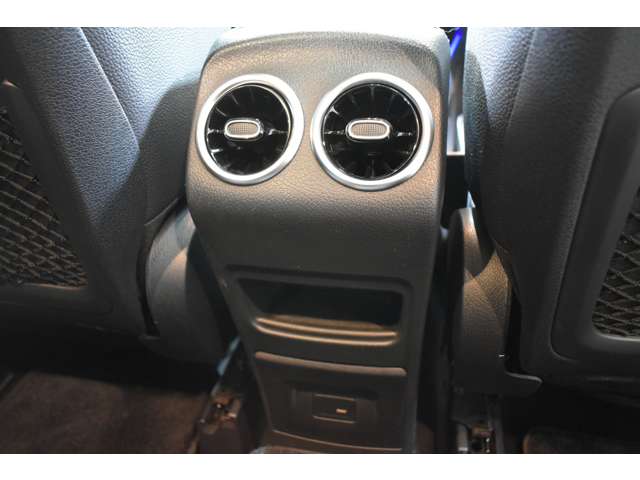 メルセデスベンツ ＧＬＢクラス ２００Ｄ ４マチック ＡＭＧライン ディーゼルターボ ４ＷＤ R3年 (関東) 99