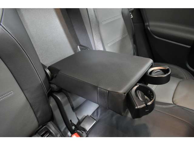 メルセデスベンツ ＧＬＢクラス ２００Ｄ ４マチック ＡＭＧライン ディーゼルターボ ４ＷＤ R3年 (関東) 99