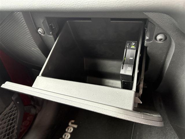 ジープ ラングラー　アンリミテッド アンリミテッド サハラ ２．０Ｌ ４ＷＤ R3年 (東北) 99