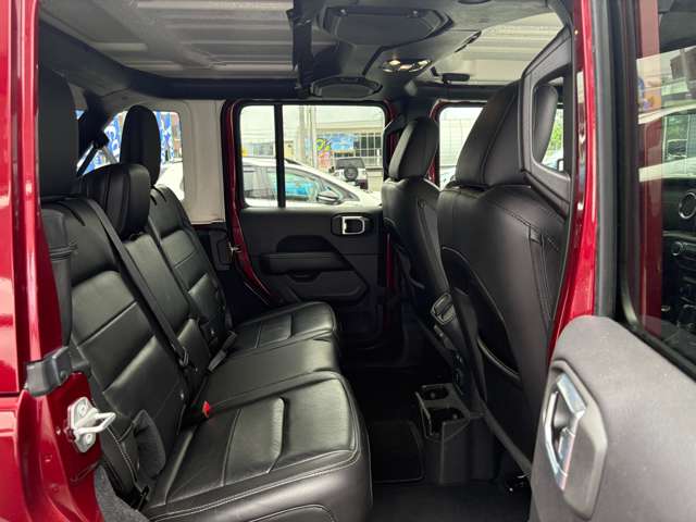 ジープ ラングラー　アンリミテッド アンリミテッド サハラ ２．０Ｌ ４ＷＤ R3年 (東北) 99