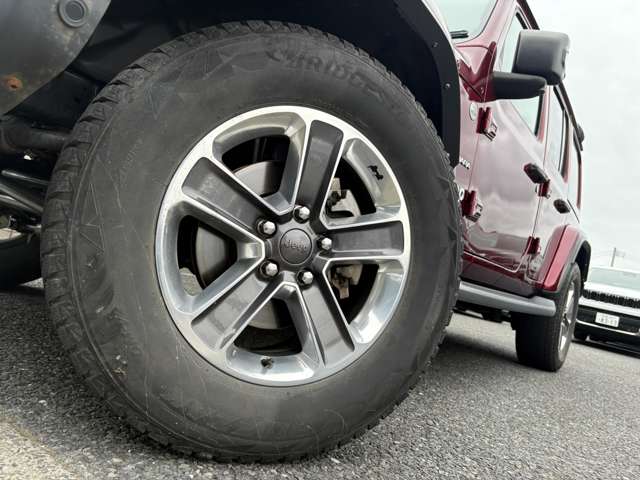 ジープ ラングラー　アンリミテッド アンリミテッド サハラ ２．０Ｌ ４ＷＤ R3年 (東北) 99