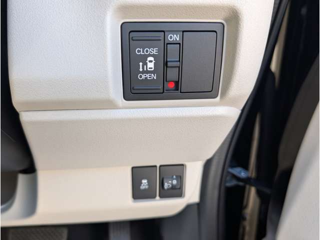 ホンダ Ｎ　ＢＯＸ ６６０ R6年 (関東) 99