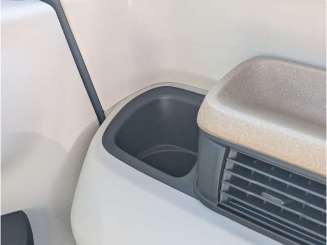 ホンダ Ｎ　ＢＯＸ ６６０ R6年 (関東) 99