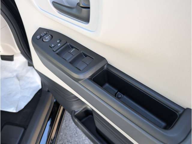 ホンダ Ｎ　ＢＯＸ ６６０ R6年 (関東) 99