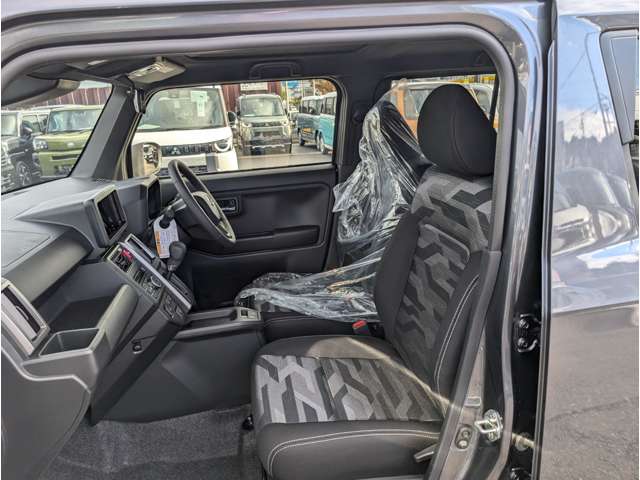 ダイハツ タフト ６６０ Ｇターボ ダーククロム ベンチャー R6年 (関東) 99