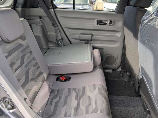 ダイハツ タフト ６６０ Ｇターボ ダーククロム ベンチャー R6年 (関東) 99