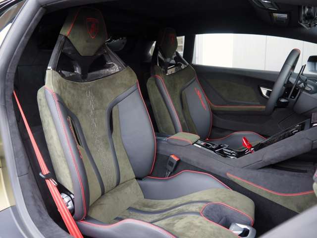 ランボルギーニ ウラカンステラート （ＬＤＦ） ４ＷＤ R6年 (近畿) 99