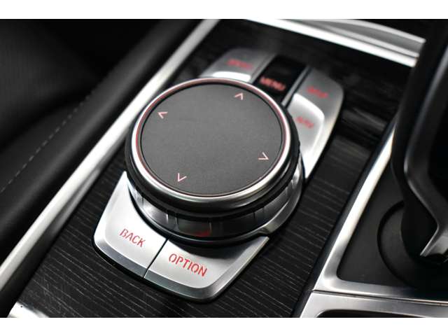 ＢＭＷ ７シリーズ ７４０ｉ　Ｍスポーツ H29年 (関東) 99