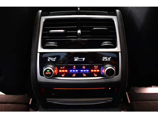 ＢＭＷ ７シリーズ ７４０ｉ　Ｍスポーツ H29年 (関東) 99