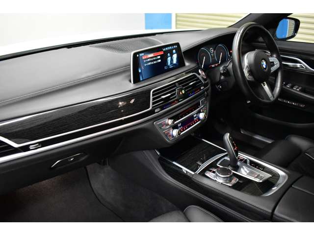 ＢＭＷ ７シリーズ ７４０ｉ　Ｍスポーツ H29年 (関東) 99