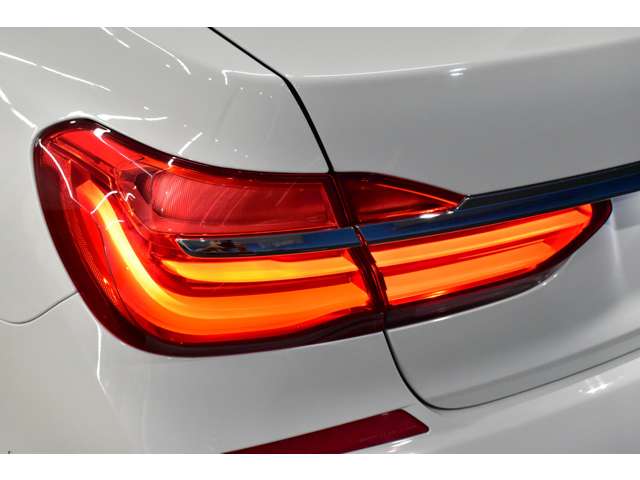 ＢＭＷ ７シリーズ ７４０ｉ　Ｍスポーツ H29年 (関東) 99