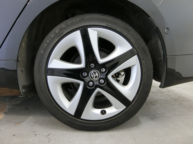 トヨタ プリウス １．８ Ａ プレミアム ツーリングセレクション H29年 (中国) 99