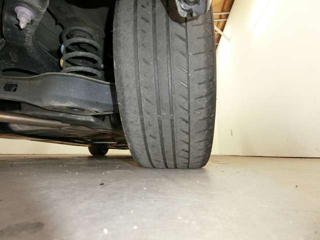 トヨタ プリウス １．８ Ａ プレミアム ツーリングセレクション H29年 (中国) 99