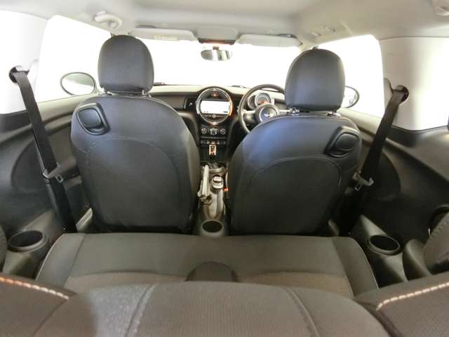 ミニ ミニ ワン ３ドア ＤＣＴ H30年 (中国) 99