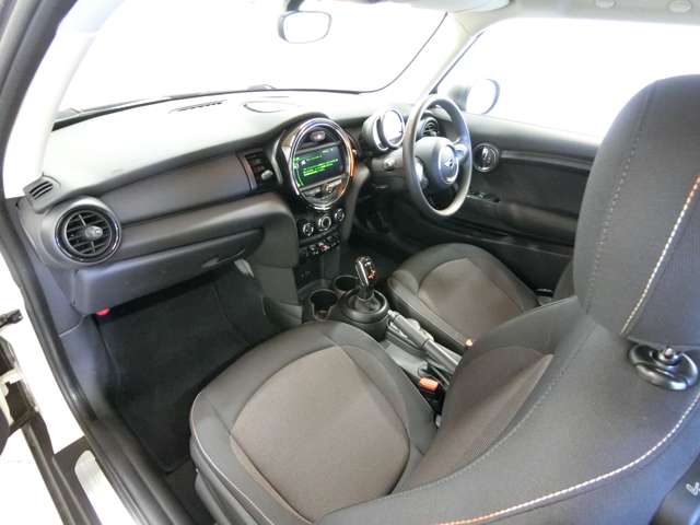 ミニ ミニ ワン ３ドア ＤＣＴ H30年 (中国) 99