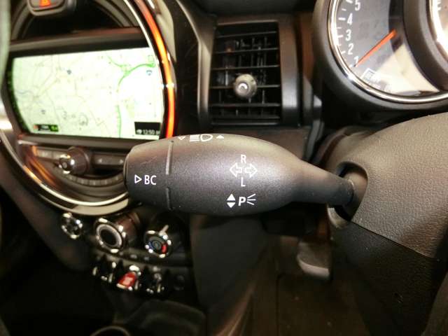 ミニ ミニ ワン ３ドア ＤＣＴ H30年 (中国) 99