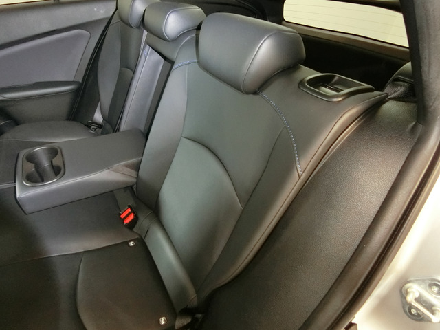 トヨタ プリウス １．８ Ａ ツーリングセレクション H28年 (中国) 99